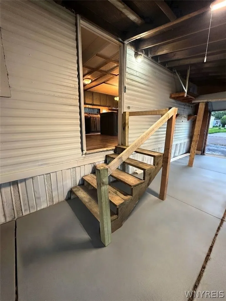 6 Highridge, Hamburg, New York 14075, Hamburg, New York 14075, 3 Bedroom Bedrooms, 5 Room Rooms,1 BathroomBathrooms,Residential,For Sale,6 Highridge, Hamburg, New York 14075,0,B1722181