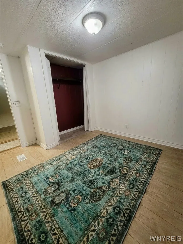 6 Highridge, Hamburg, New York 14075, Hamburg, New York 14075, 3 Bedroom Bedrooms, 5 Room Rooms,1 BathroomBathrooms,Residential,For Sale,6 Highridge, Hamburg, New York 14075,0,B1722181