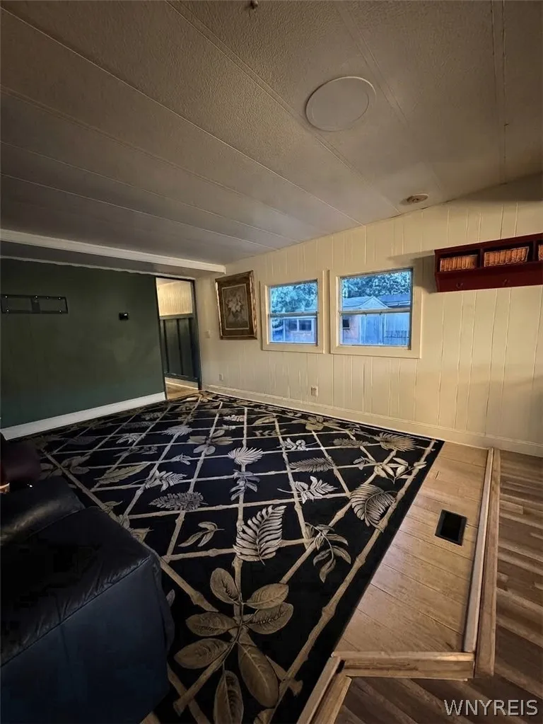 6 Highridge, Hamburg, New York 14075, Hamburg, New York 14075, 3 Bedroom Bedrooms, 5 Room Rooms,1 BathroomBathrooms,Residential,For Sale,6 Highridge, Hamburg, New York 14075,0,B1722181