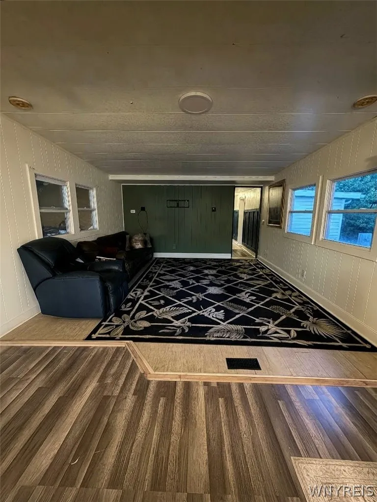 6 Highridge, Hamburg, New York 14075, Hamburg, New York 14075, 3 Bedroom Bedrooms, 5 Room Rooms,1 BathroomBathrooms,Residential,For Sale,6 Highridge, Hamburg, New York 14075,0,B1722181