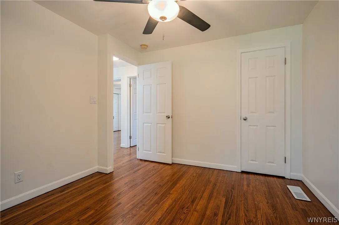 92 Mapleview Drive, Amherst, New York 14226, Amherst, New York 14226, 3 Bedroom Bedrooms, 6 Room Rooms,1 BathroomBathrooms,Residential,For Sale,92 Mapleview Drive, Amherst, New York 14226,0,B1721481