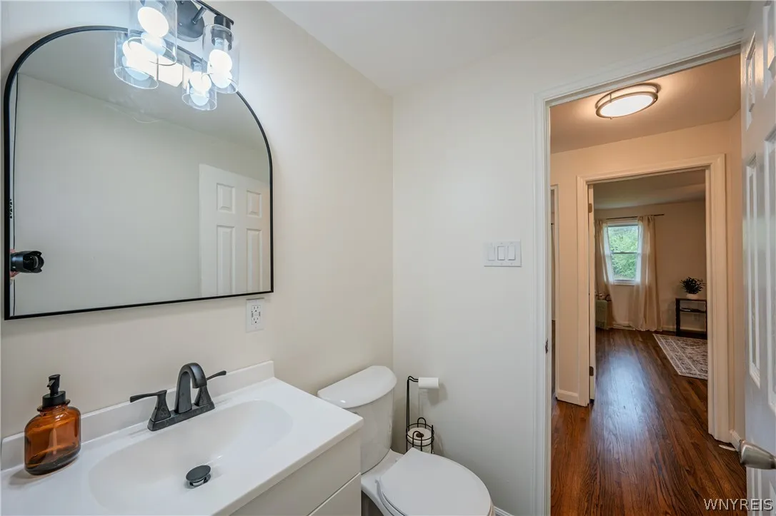 92 Mapleview Drive, Amherst, New York 14226, Amherst, New York 14226, 3 Bedroom Bedrooms, 6 Room Rooms,1 BathroomBathrooms,Residential,For Sale,92 Mapleview Drive, Amherst, New York 14226,0,B1721481