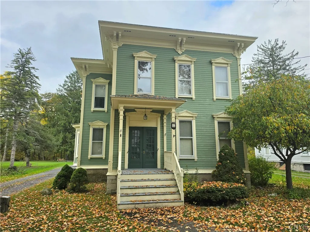 42 North Main Street, Elbridge, New York 13080, Elbridge, New York 13080, 2 Bedroom Bedrooms, 7 Room Rooms,1 BathroomBathrooms,Residential Lease,Closed,42 North Main Street, Elbridge, New York 13080,0,S1722433