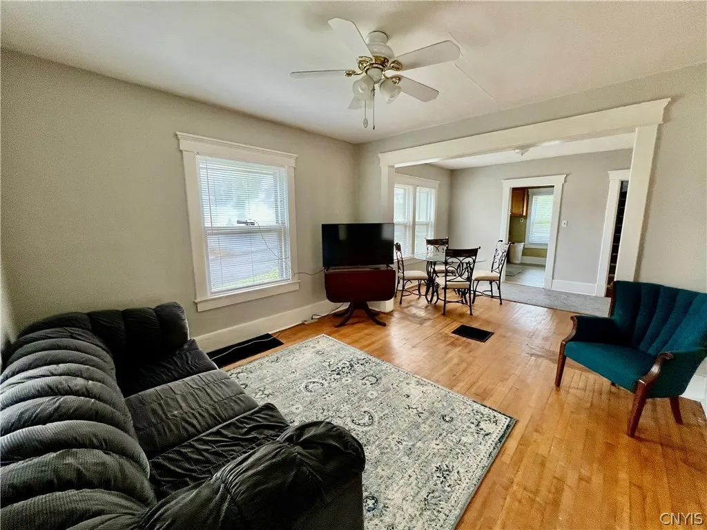 219 East 5th Street, Oswego, New York 13126, Oswego, New York 13126, 2 Bedroom Bedrooms, 7 Room Rooms,1 BathroomBathrooms,Residential,For Sale,219 East 5th Street, Oswego, New York 13126,0,S1722452