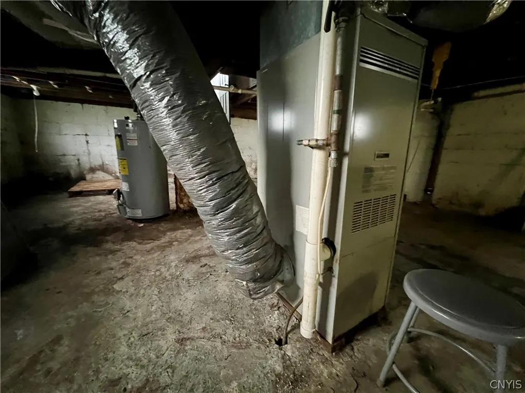 219 East 5th Street, Oswego, New York 13126, Oswego, New York 13126, 2 Bedroom Bedrooms, 7 Room Rooms,1 BathroomBathrooms,Residential,For Sale,219 East 5th Street, Oswego, New York 13126,0,S1722452