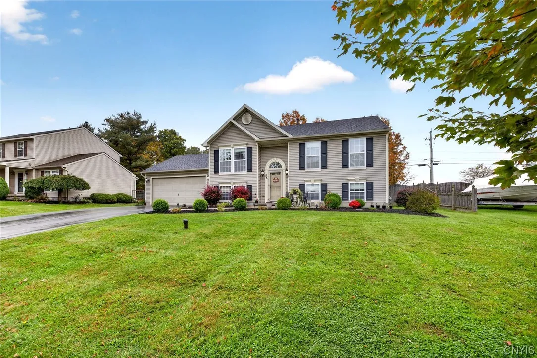 55 Athena Drive, Lysander, New York 13027, Lysander, New York 13027, 3 Bedroom Bedrooms, 8 Room Rooms,2 BathroomBathrooms,Residential,For Sale,55 Athena Drive, Lysander, New York 13027,0,S1721915