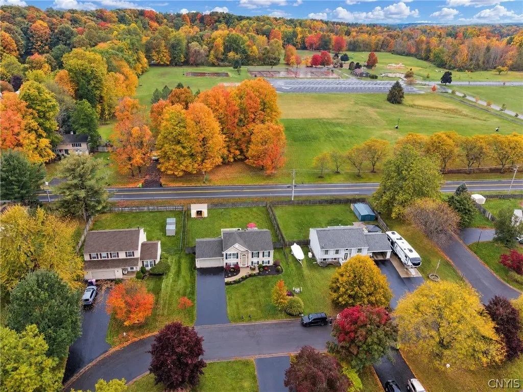 55 Athena Drive, Lysander, New York 13027, Lysander, New York 13027, 3 Bedroom Bedrooms, 8 Room Rooms,2 BathroomBathrooms,Residential,For Sale,55 Athena Drive, Lysander, New York 13027,0,S1721915