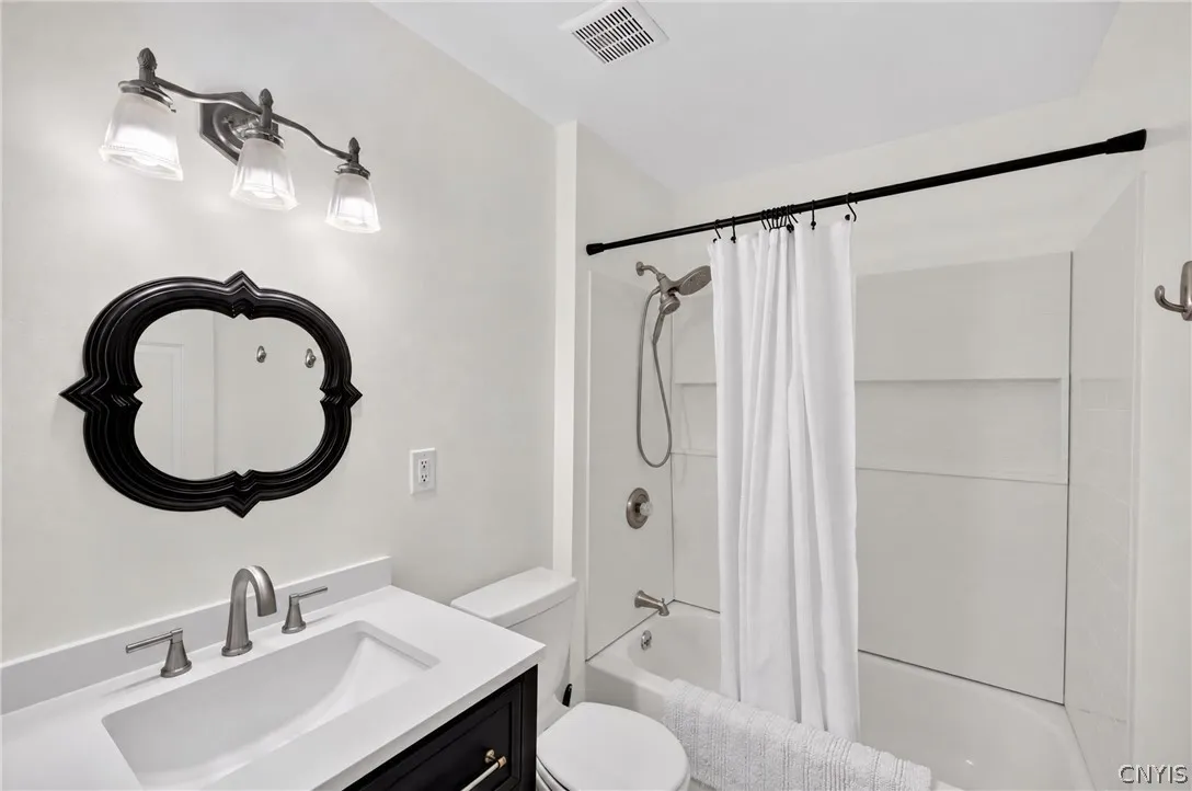 55 Athena Drive, Lysander, New York 13027, Lysander, New York 13027, 3 Bedroom Bedrooms, 8 Room Rooms,2 BathroomBathrooms,Residential,For Sale,55 Athena Drive, Lysander, New York 13027,0,S1721915