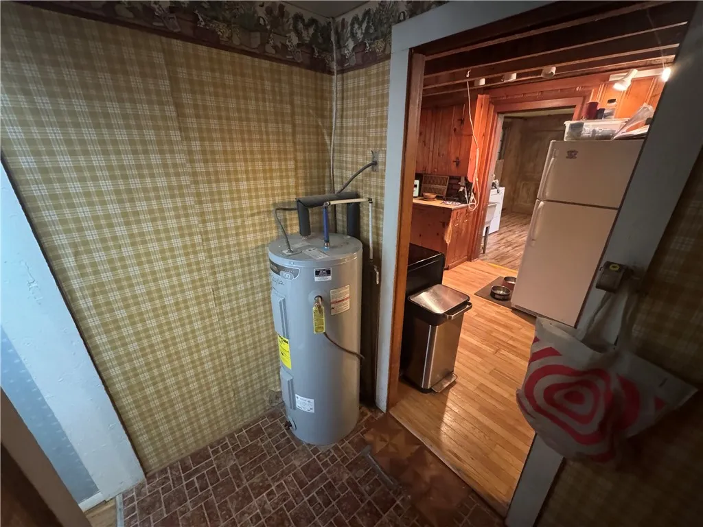2146 Buffalo Street, Seneca, New York 14561, Seneca, New York 14561, 3 Bedroom Bedrooms, 8 Room Rooms,1 BathroomBathrooms,Residential,For Sale,2146 Buffalo Street, Seneca, New York 14561,0,R1722492
