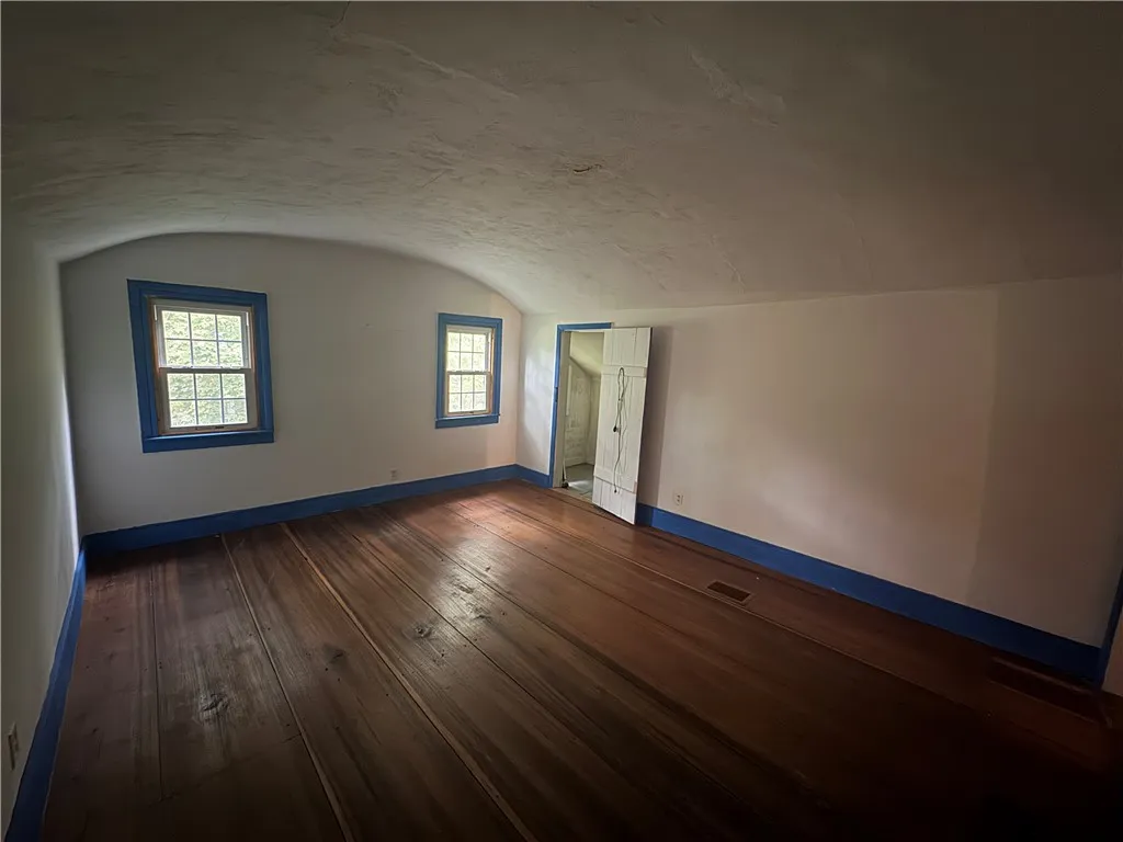 2146 Buffalo Street, Seneca, New York 14561, Seneca, New York 14561, 3 Bedroom Bedrooms, 8 Room Rooms,1 BathroomBathrooms,Residential,For Sale,2146 Buffalo Street, Seneca, New York 14561,0,R1722492