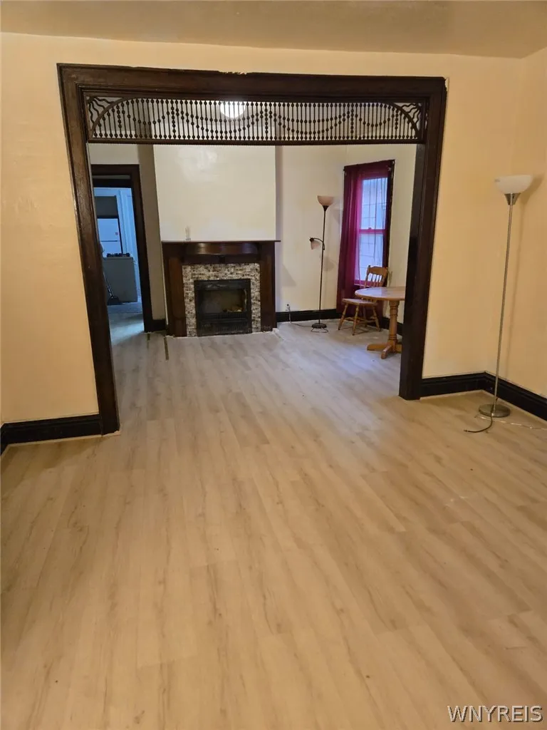 2259 South Park Avenue, Buffalo, New York 14220, Buffalo, New York 14220, 3 Bedroom Bedrooms, 5 Room Rooms,1 BathroomBathrooms,Residential Lease,For Rent,2259 South Park Avenue, Buffalo, New York 14220,0,B1722162