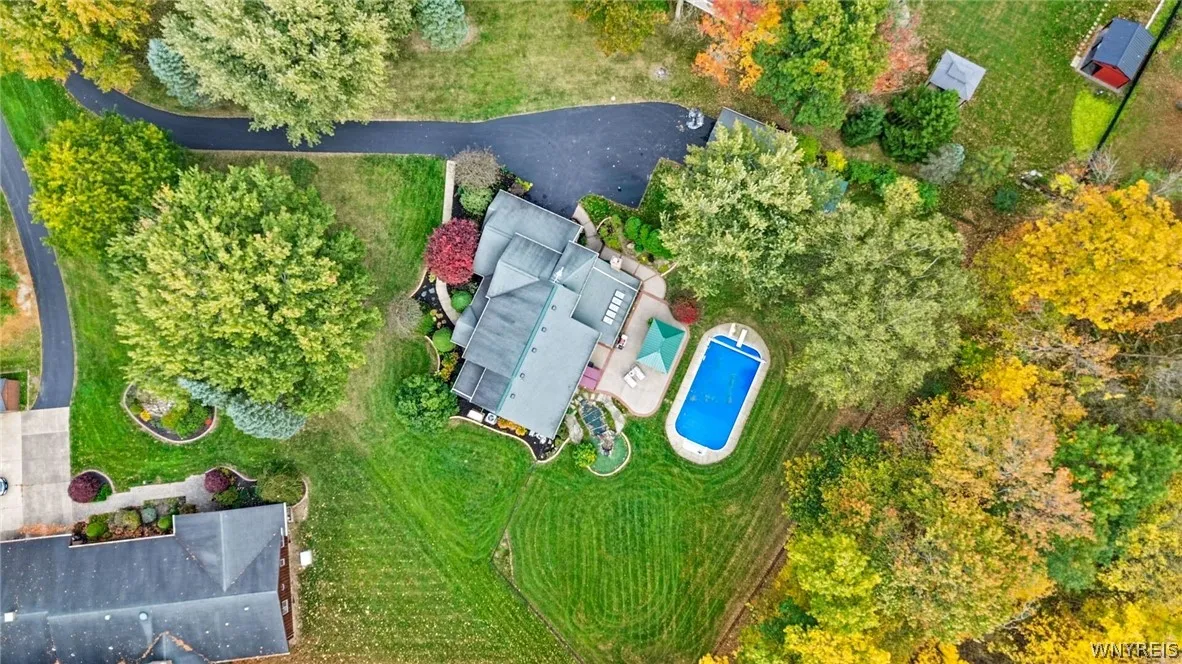 5354 Oakridge Drive, Hamburg, New York 14075, Hamburg, New York 14075, 4 Bedroom Bedrooms, 9 Room Rooms,2 BathroomBathrooms,Residential,For Sale,5354 Oakridge Drive, Hamburg, New York 14075,0,B1721432