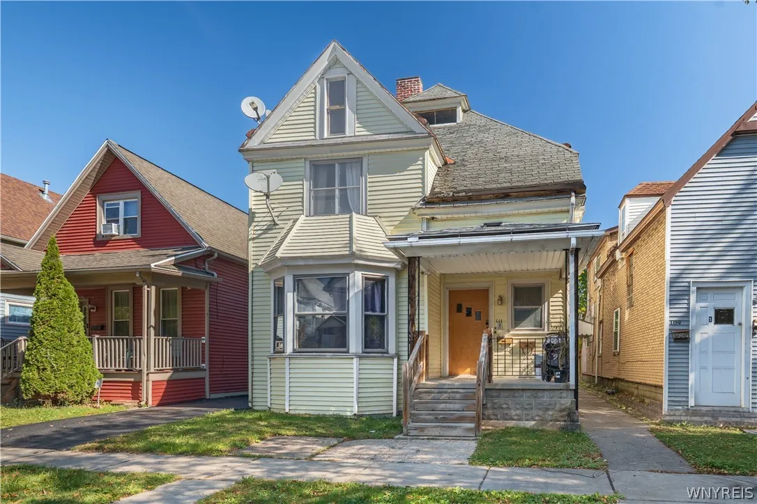 111 19th Street, Buffalo, New York 14213, Buffalo, New York 14213, 5 Bedroom Bedrooms, ,2 BathroomBathrooms,Residential,For Sale,111 19th Street, Buffalo, New York 14213,0,B1722430