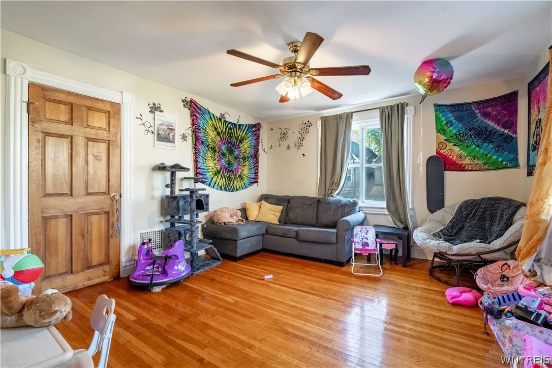 111 19th Street, Buffalo, New York 14213, Buffalo, New York 14213, 5 Bedroom Bedrooms, ,2 BathroomBathrooms,Residential,For Sale,111 19th Street, Buffalo, New York 14213,0,B1722430