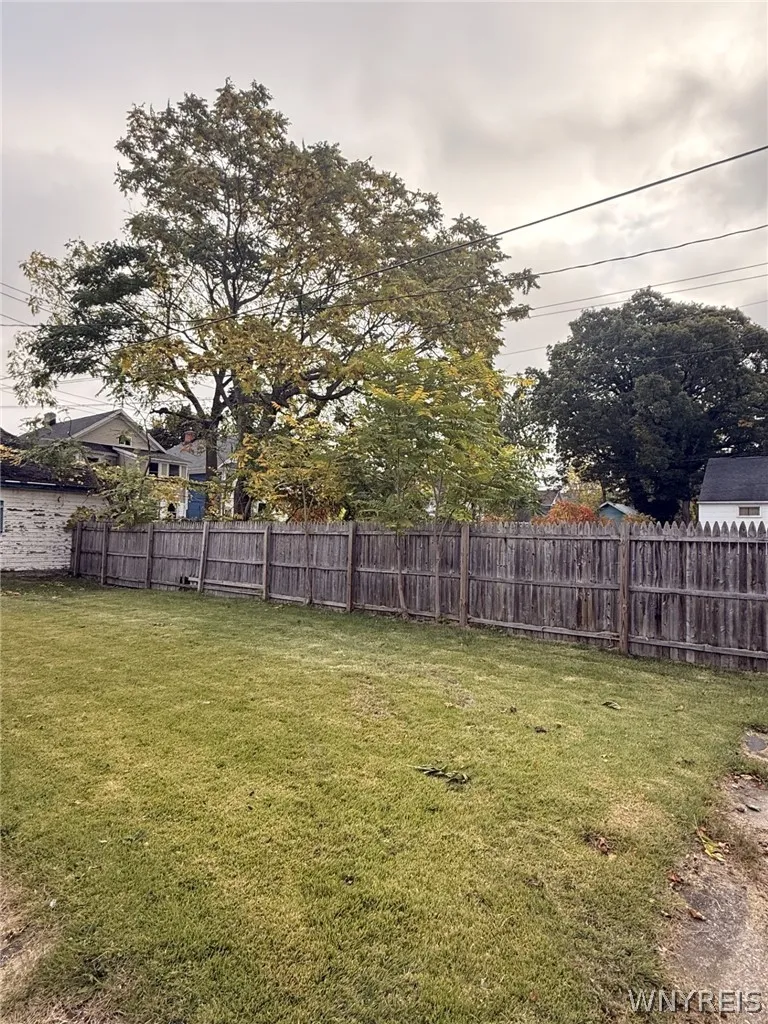 60 Lasalle Avenue, Buffalo, New York 14214, Buffalo, New York 14214, 3 Bedroom Bedrooms, 6 Room Rooms,1 BathroomBathrooms,Residential,For Sale,60 Lasalle Avenue, Buffalo, New York 14214,0,B1722550