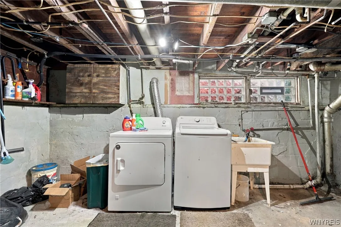 541 Marilla Street, Buffalo, New York 14220, Buffalo, New York 14220, 3 Bedroom Bedrooms, 7 Room Rooms,1 BathroomBathrooms,Residential,For Sale,541 Marilla Street, Buffalo, New York 14220,0,B1722635