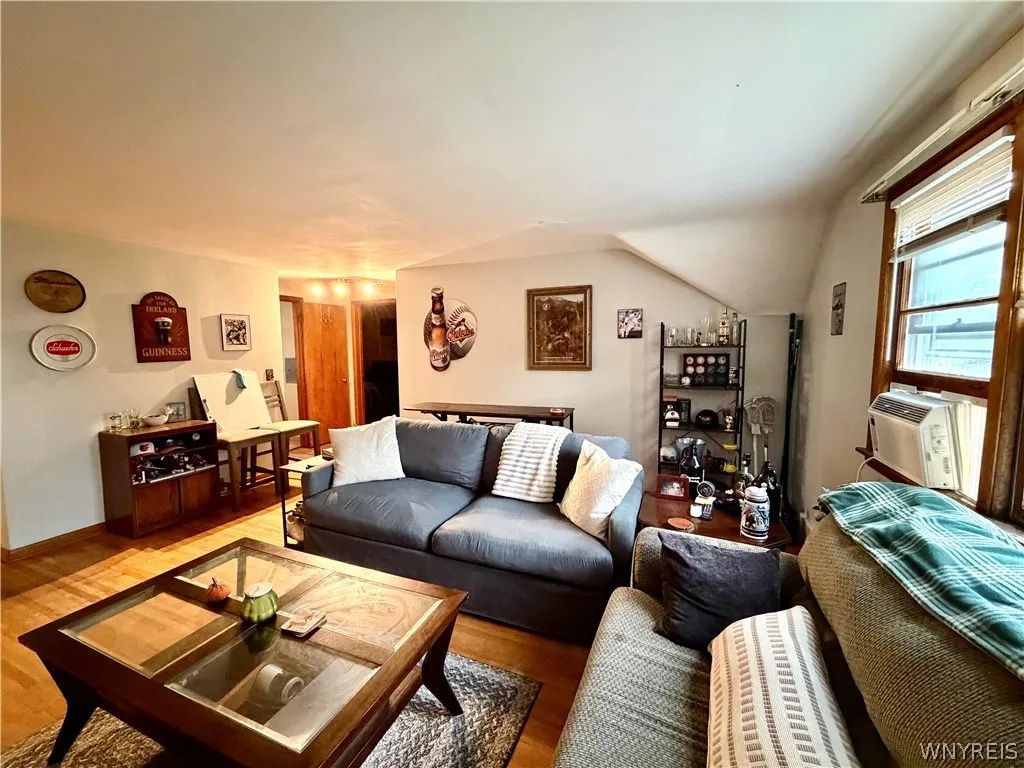 432 Dorrance Avenue, Buffalo, New York 14218, Buffalo, New York 14218, 4 Bedroom Bedrooms, ,2 BathroomBathrooms,Residential,For Sale,432 Dorrance Avenue, Buffalo, New York 14218,0,B1722434