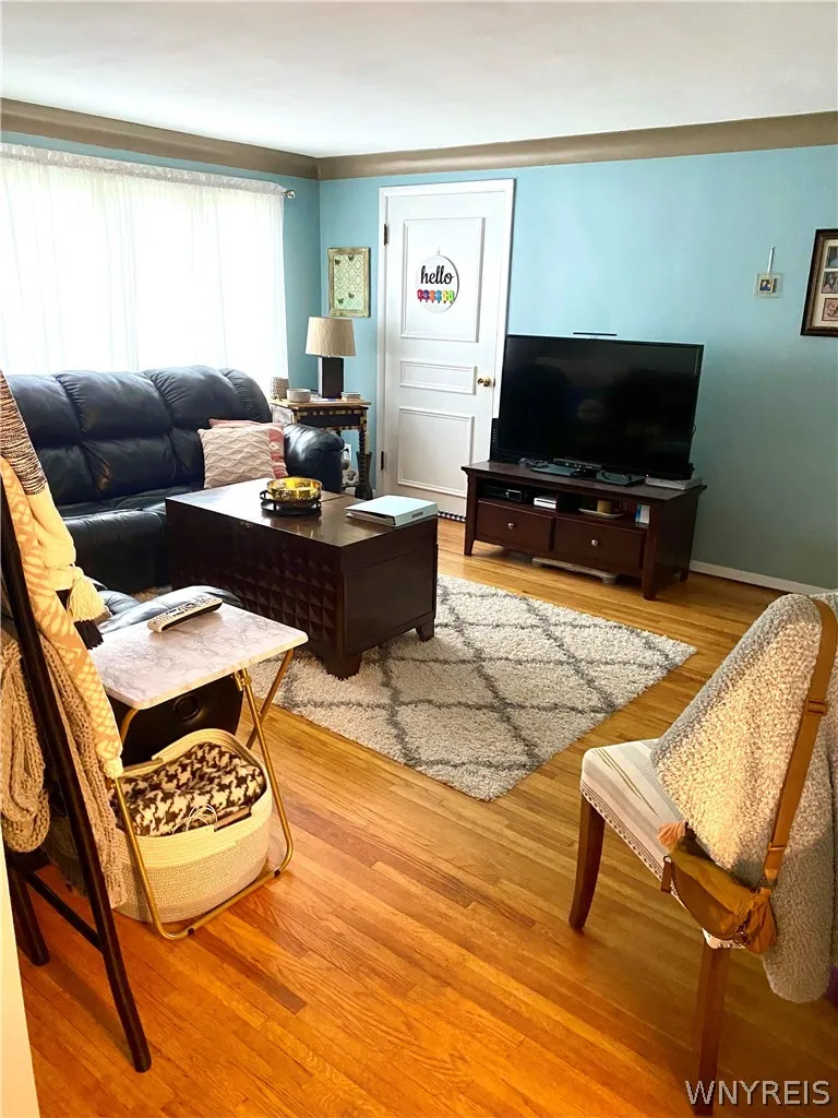 432 Dorrance Avenue, Buffalo, New York 14218, Buffalo, New York 14218, 4 Bedroom Bedrooms, ,2 BathroomBathrooms,Residential,For Sale,432 Dorrance Avenue, Buffalo, New York 14218,0,B1722434