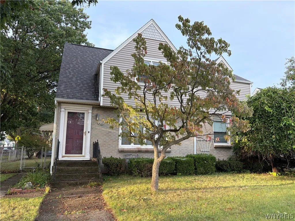 432 Dorrance Avenue, Buffalo, New York 14218, Buffalo, New York 14218, 4 Bedroom Bedrooms, ,2 BathroomBathrooms,Residential,For Sale,432 Dorrance Avenue, Buffalo, New York 14218,0,B1722434