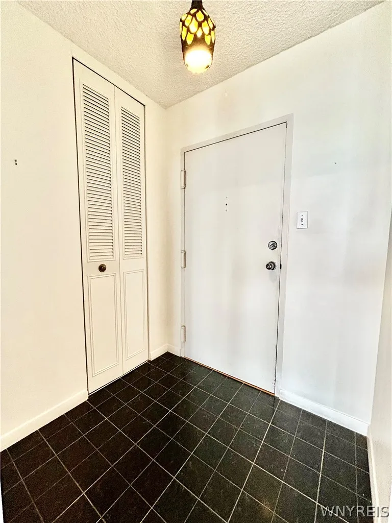 1088 Delaware Avenue 7b, Buffalo, New York 14209, Buffalo, New York 14209, 1 Bedroom Bedrooms, 4 Room Rooms,1 BathroomBathrooms,Residential,For Sale,1088 Delaware Avenue 7b, Buffalo, New York 14209,0,B1722569