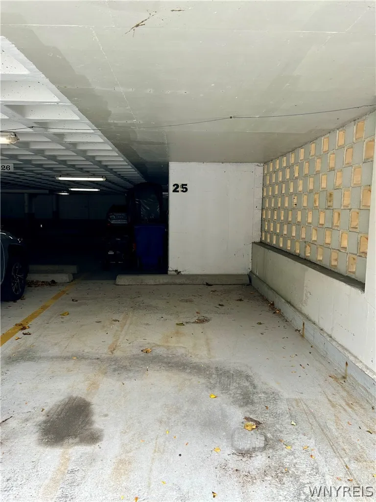 1088 Delaware Avenue 7b, Buffalo, New York 14209, Buffalo, New York 14209, 1 Bedroom Bedrooms, 4 Room Rooms,1 BathroomBathrooms,Residential,For Sale,1088 Delaware Avenue 7b, Buffalo, New York 14209,0,B1722569