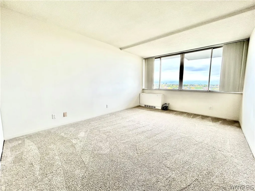 1088 Delaware Avenue 7b, Buffalo, New York 14209, Buffalo, New York 14209, 1 Bedroom Bedrooms, 4 Room Rooms,1 BathroomBathrooms,Residential,For Sale,1088 Delaware Avenue 7b, Buffalo, New York 14209,0,B1722569