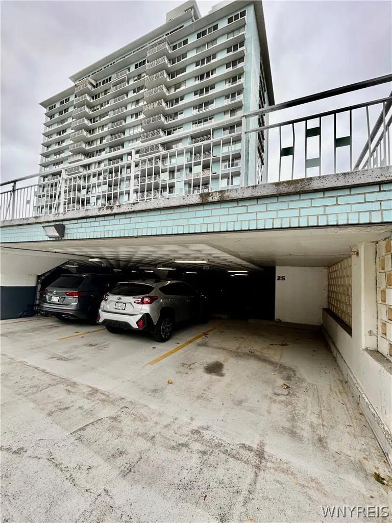 1088 Delaware Avenue 7b, Buffalo, New York 14209, Buffalo, New York 14209, 1 Bedroom Bedrooms, 4 Room Rooms,1 BathroomBathrooms,Residential,For Sale,1088 Delaware Avenue 7b, Buffalo, New York 14209,0,B1722569