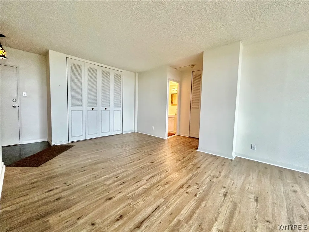 1088 Delaware Avenue 7b, Buffalo, New York 14209, Buffalo, New York 14209, 1 Bedroom Bedrooms, 4 Room Rooms,1 BathroomBathrooms,Residential,For Sale,1088 Delaware Avenue 7b, Buffalo, New York 14209,0,B1722569