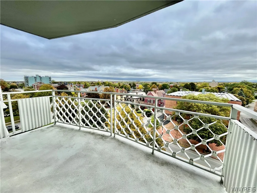 1088 Delaware Avenue 7b, Buffalo, New York 14209, Buffalo, New York 14209, 1 Bedroom Bedrooms, 4 Room Rooms,1 BathroomBathrooms,Residential,For Sale,1088 Delaware Avenue 7b, Buffalo, New York 14209,0,B1722569