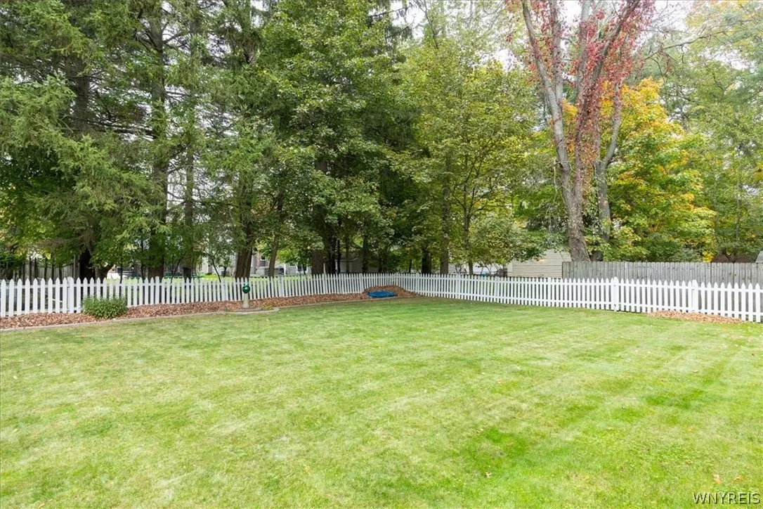 340 Girard Avenue, Aurora, New York 14052, Aurora, New York 14052, 3 Bedroom Bedrooms, 7 Room Rooms,1 BathroomBathrooms,Residential,For Sale,340 Girard Avenue, Aurora, New York 14052,0,B1722521