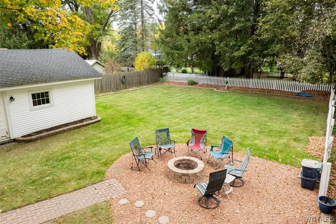 340 Girard Avenue, Aurora, New York 14052, Aurora, New York 14052, 3 Bedroom Bedrooms, 7 Room Rooms,1 BathroomBathrooms,Residential,For Sale,340 Girard Avenue, Aurora, New York 14052,0,B1722521