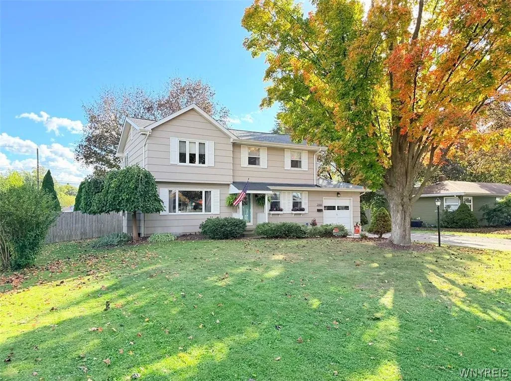3989 Staley Drive, Hamburg, New York 14075, Hamburg, New York 14075, 4 Bedroom Bedrooms, 8 Room Rooms,2 BathroomBathrooms,Residential,For Sale,3989 Staley Drive, Hamburg, New York 14075,0,B1722495 3989 Staley Drive, Hamburg, New York 14075, Hamburg, New York 14075, 4 Bedroom Bedrooms, 8 Room Rooms,2 BathroomBathrooms,Residential,For Sale,3989 Staley Drive, Hamburg, New York 14075,0,B1722495