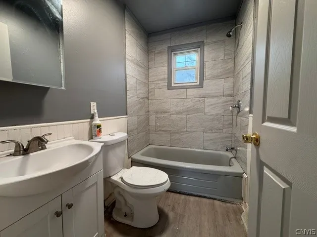 713 Kirkpatrick Street, Syracuse, New York 13208, Syracuse, New York 13208, 4 Bedroom Bedrooms, 6 Room Rooms,1 BathroomBathrooms,Residential Lease,For Rent,713 Kirkpatrick Street, Syracuse, New York 13208,0,S1722678