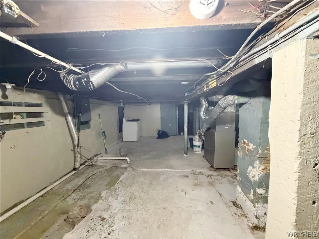 16 Alma Avenue 1, Buffalo, New York 14215, Buffalo, New York 14215, 3 Bedroom Bedrooms, 4 Room Rooms,1 BathroomBathrooms,Residential,For Sale,16 Alma Avenue 1, Buffalo, New York 14215,0,B1722528