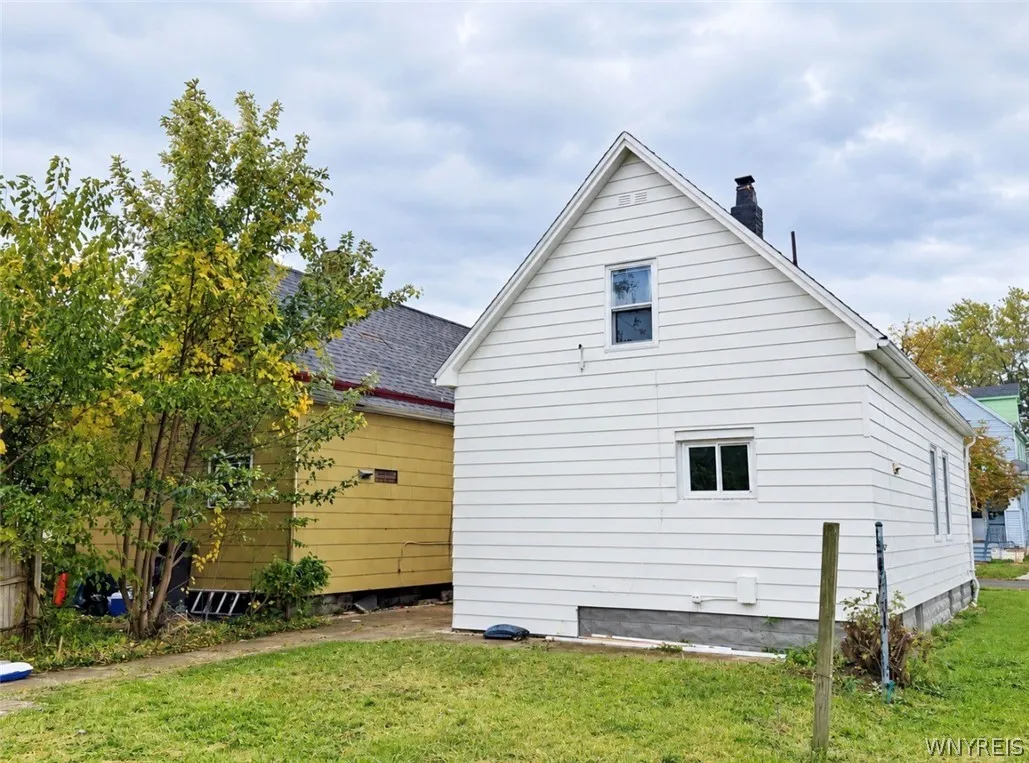 16 Alma Avenue 1, Buffalo, New York 14215, Buffalo, New York 14215, 3 Bedroom Bedrooms, 4 Room Rooms,1 BathroomBathrooms,Residential,For Sale,16 Alma Avenue 1, Buffalo, New York 14215,0,B1722528