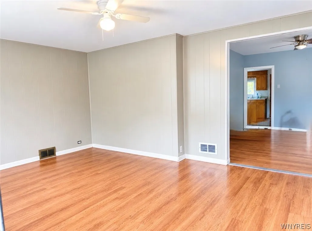 16 Alma Avenue 1, Buffalo, New York 14215, Buffalo, New York 14215, 3 Bedroom Bedrooms, 4 Room Rooms,1 BathroomBathrooms,Residential,For Sale,16 Alma Avenue 1, Buffalo, New York 14215,0,B1722528