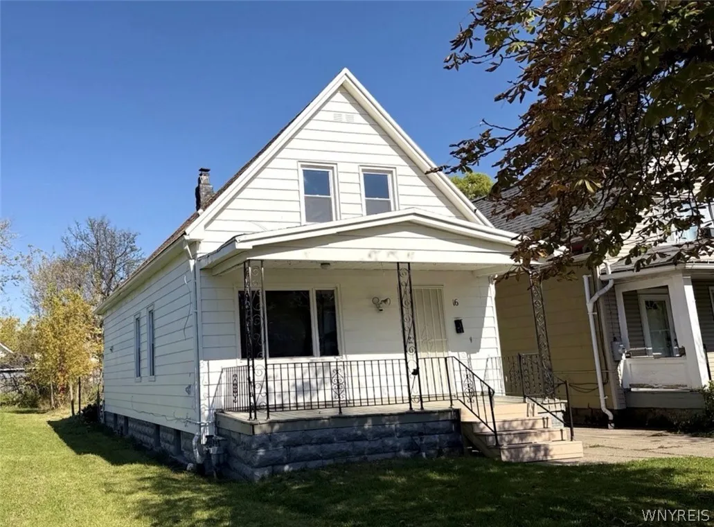 16 Alma Avenue 1, Buffalo, New York 14215, Buffalo, New York 14215, 3 Bedroom Bedrooms, 4 Room Rooms,1 BathroomBathrooms,Residential,For Sale,16 Alma Avenue 1, Buffalo, New York 14215,0,B1722528