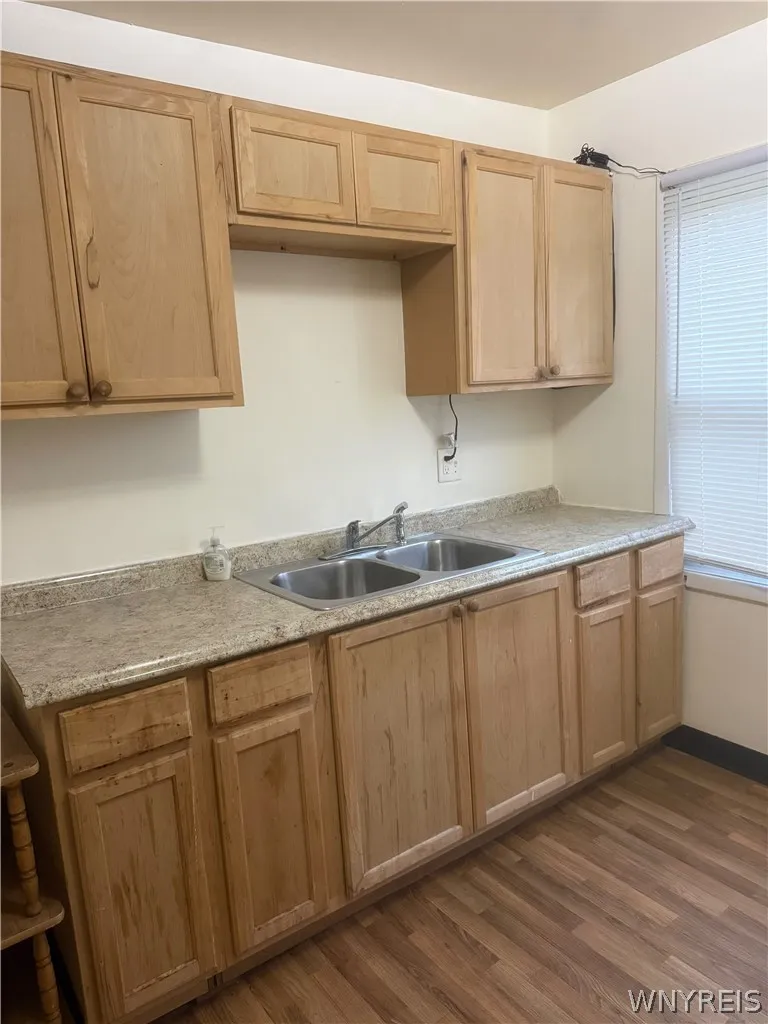 16 Burlington Avenue, Buffalo, New York 14215, Buffalo, New York 14215, 3 Bedroom Bedrooms, 6 Room Rooms,1 BathroomBathrooms,Residential Lease,For Rent,16 Burlington Avenue, Buffalo, New York 14215,0,B1721861