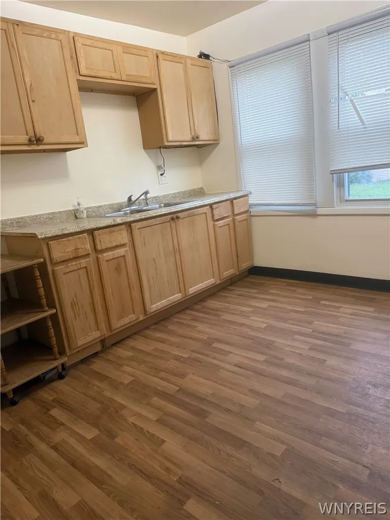 16 Burlington Avenue, Buffalo, New York 14215, Buffalo, New York 14215, 3 Bedroom Bedrooms, 6 Room Rooms,1 BathroomBathrooms,Residential Lease,For Rent,16 Burlington Avenue, Buffalo, New York 14215,0,B1721861