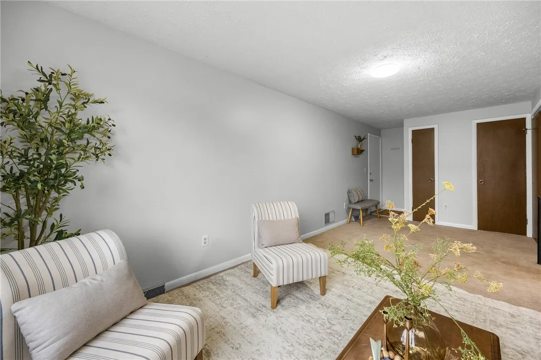 171 Willow Pond Way, Penfield, New York 14526, Penfield, New York 14526, 3 Bedroom Bedrooms, 8 Room Rooms,1 BathroomBathrooms,Residential,For Sale,171 Willow Pond Way, Penfield, New York 14526,0,R1722135