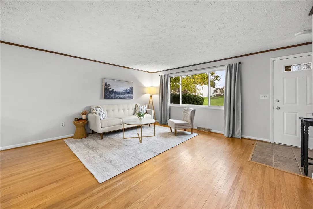 171 Willow Pond Way, Penfield, New York 14526, Penfield, New York 14526, 3 Bedroom Bedrooms, 8 Room Rooms,1 BathroomBathrooms,Residential,For Sale,171 Willow Pond Way, Penfield, New York 14526,0,R1722135