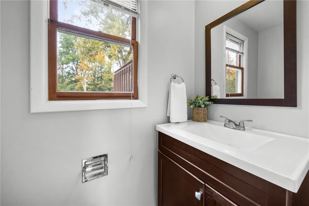 171 Willow Pond Way, Penfield, New York 14526, Penfield, New York 14526, 3 Bedroom Bedrooms, 8 Room Rooms,1 BathroomBathrooms,Residential,For Sale,171 Willow Pond Way, Penfield, New York 14526,0,R1722135