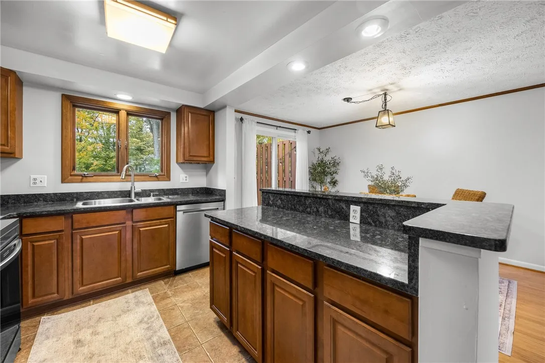 171 Willow Pond Way, Penfield, New York 14526, Penfield, New York 14526, 3 Bedroom Bedrooms, 8 Room Rooms,1 BathroomBathrooms,Residential,For Sale,171 Willow Pond Way, Penfield, New York 14526,0,R1722135