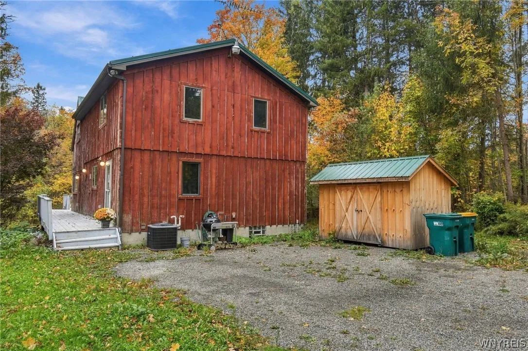 3864 Hollow Road, Orangeville, New York 14167, Orangeville, New York 14167, 3 Bedroom Bedrooms, 8 Room Rooms,3 BathroomBathrooms,Residential,For Sale,3864 Hollow Road, Orangeville, New York 14167,0,B1722684