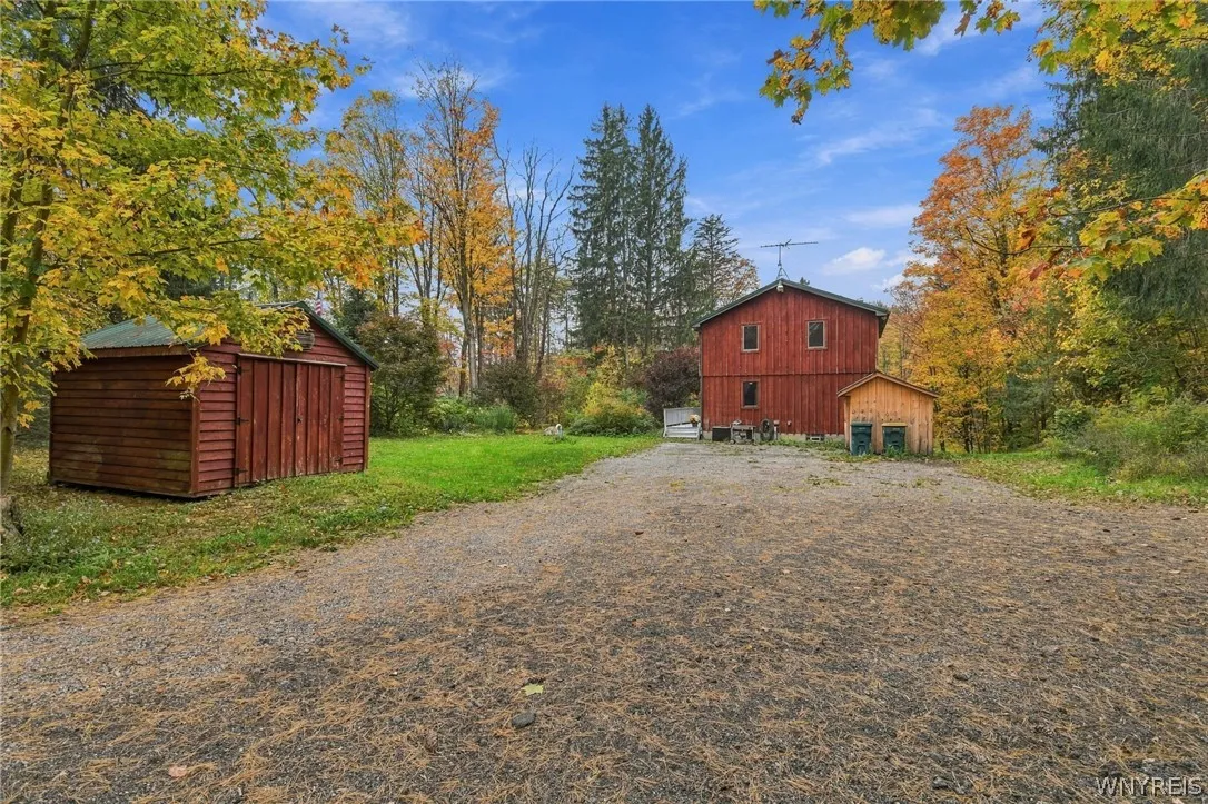 3864 Hollow Road, Orangeville, New York 14167, Orangeville, New York 14167, 3 Bedroom Bedrooms, 8 Room Rooms,3 BathroomBathrooms,Residential,For Sale,3864 Hollow Road, Orangeville, New York 14167,0,B1722684