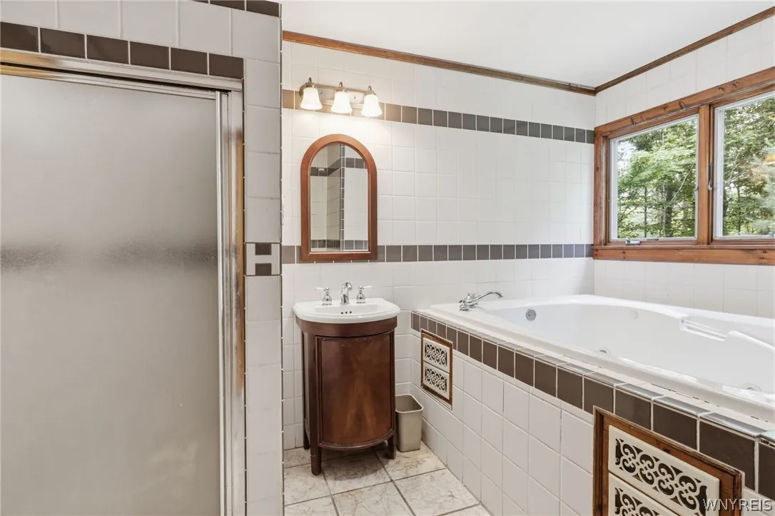 3864 Hollow Road, Orangeville, New York 14167, Orangeville, New York 14167, 3 Bedroom Bedrooms, 8 Room Rooms,3 BathroomBathrooms,Residential,For Sale,3864 Hollow Road, Orangeville, New York 14167,0,B1722684