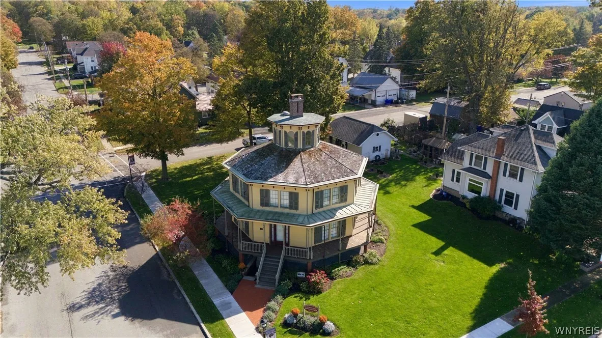 Rich Twinn Octagon House