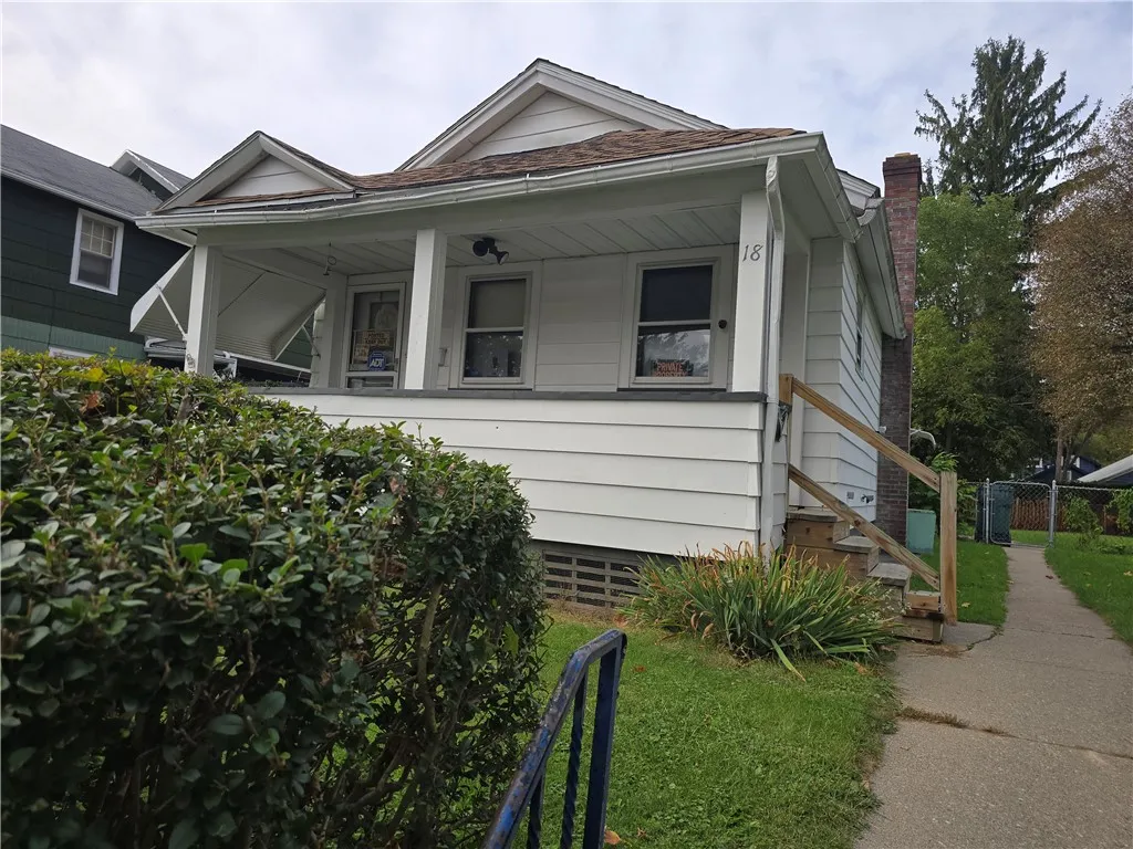 18 Costar Street, Rochester, New York 14608, Rochester, New York 14608, 2 Bedroom Bedrooms, 5 Room Rooms,1 BathroomBathrooms,Residential,For Sale,18 Costar Street, Rochester, New York 14608,0,R1722314