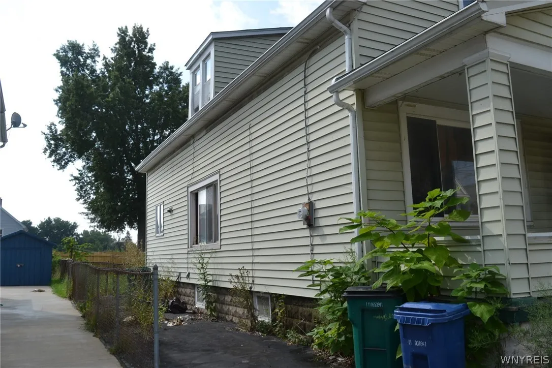 31 Progressive Avenue, Buffalo, New York 14207, Buffalo, New York 14207, 4 Bedroom Bedrooms, 6 Room Rooms,1 BathroomBathrooms,Residential,For Sale,31 Progressive Avenue, Buffalo, New York 14207,0,B1722745