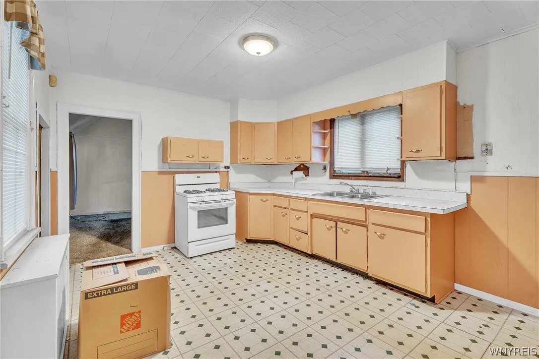 487 Northampton Street, Buffalo, New York 14208, Buffalo, New York 14208, 3 Bedroom Bedrooms, 7 Room Rooms,1 BathroomBathrooms,Residential,For Sale,487 Northampton Street, Buffalo, New York 14208,0,B1722267